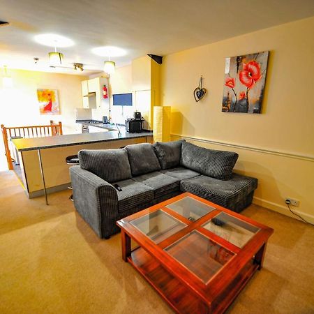 The Coachman Pub, Hartford, Room Only Hartford  Экстерьер фото