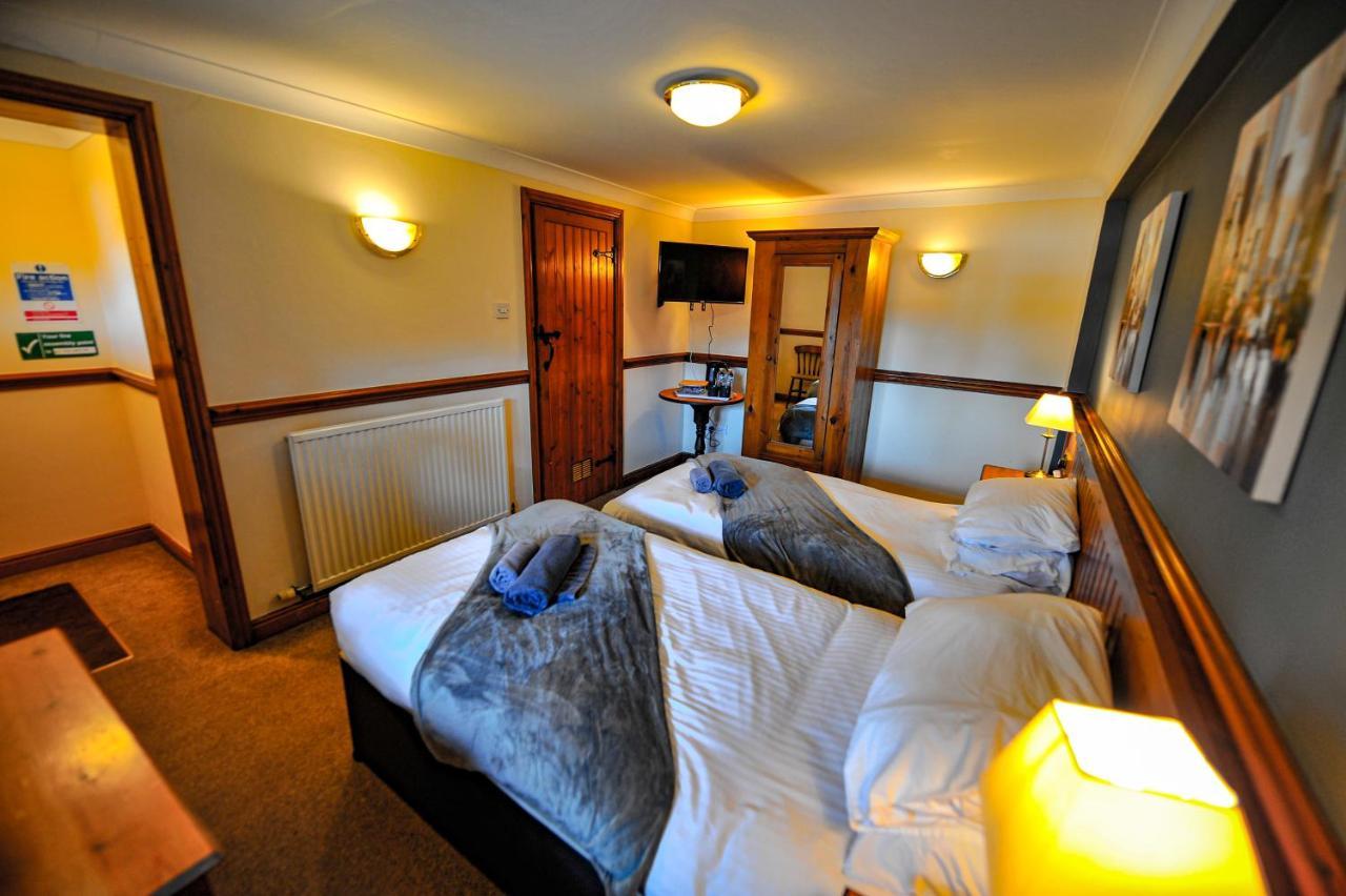 The Coachman Pub, Hartford, Room Only Hartford  Экстерьер фото